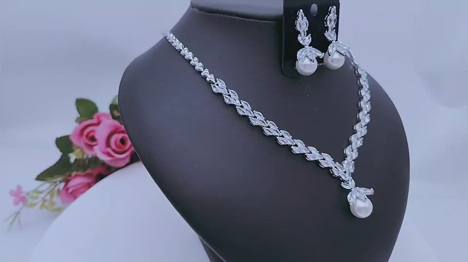 Royal Silver Plated Jewelry Set Encrusted With Attractive  Zircon And Pearl For Women, Brides, And Princesses  