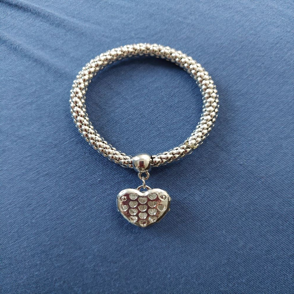 European Diamond Heart Shaped Corn Bracelet For Women, Men, And Lovers