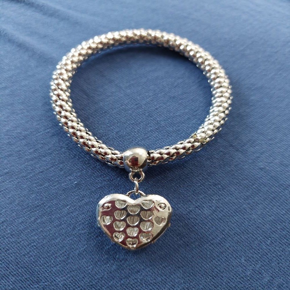 European Diamond Heart Shaped Corn Bracelet For Women, Men, And Lovers