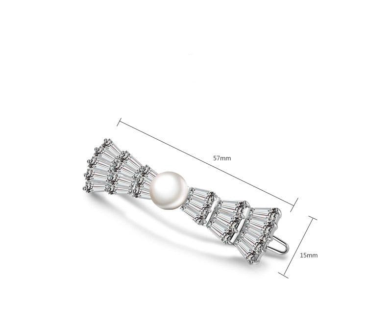 Attractive Rhodium Plated Hair Clip Encrusted with White Pearl And Shiny Zircon Stones For Women And Brides 