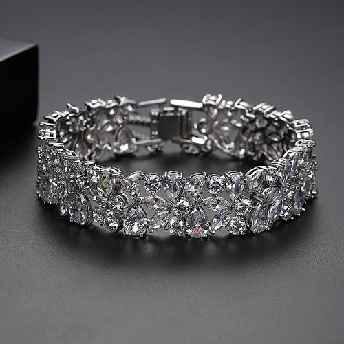 Luxury Rhodium Plated Bracelet Encrusted With Attractive Zircon Stones 