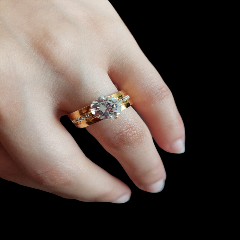 Romantic Gold Plated Ring Encrusted With Shiny Zircon Stones For Brides And Women  