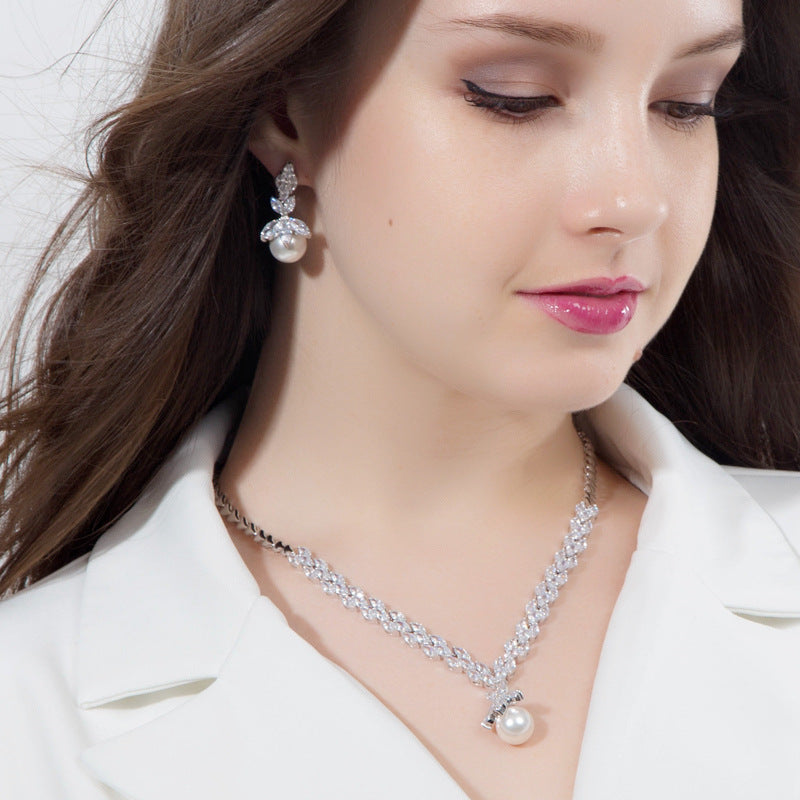 Royal Silver Plated Jewelry Set Encrusted With Attractive  Zircon And Pearl For Women, Brides, And Princesses  