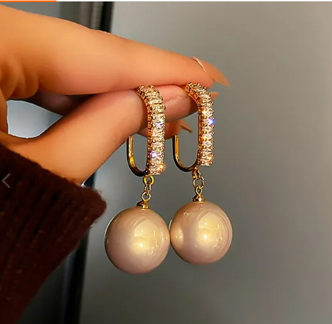 Luxury Ball Shaped Pearl Earrings Encrusted With Rhinestone For Women And Girls