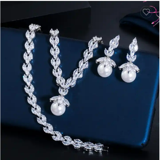 Royal Silver Plated Jewelry Set Encrusted With Attractive Zircon Stones And Pearl For Women, Brides, And Princesses