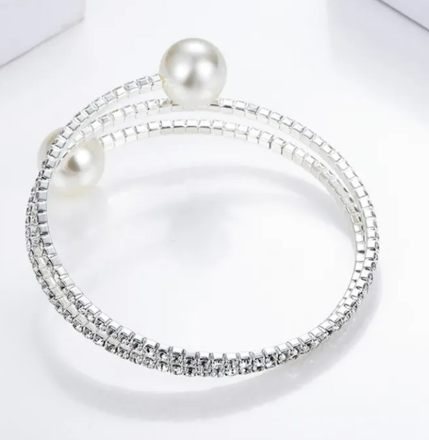 Trendy Elastic Multilayer White Pearl and Rhinestone Bracelet For Lovely Women And Girls