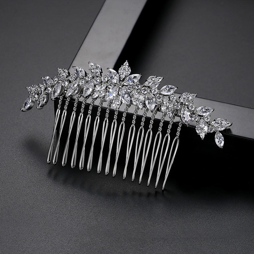 Shiny Rhodium Plated Hair Pin Encrusted With Attractive Zircon Stones For Brides And Women