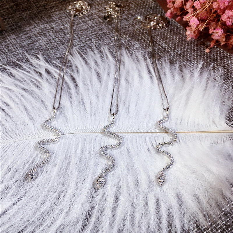 Trendy Snake Shaped 925 Sterling Silver Necklace Encrusted With Shiny Zircon Stones For Women, Girls, And Brides